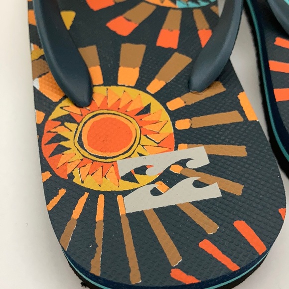 Billabong flip flop slippers. size 2 - Picture 5 of 8